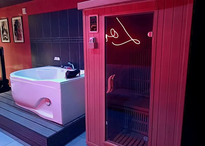 Apartment Balneo Et Sauna Prives The Red *