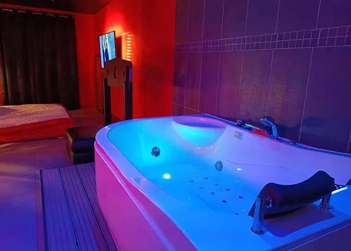 Balneo Et Sauna Prives The Red Apartment